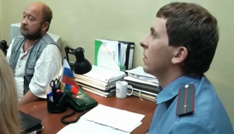 Момент из 19 серии 2 сезона