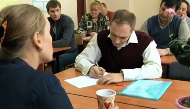 Момент из 35 серии 2 сезона